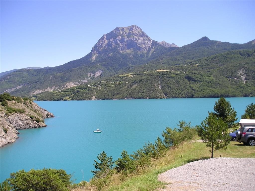 Lac de Serre Poncon