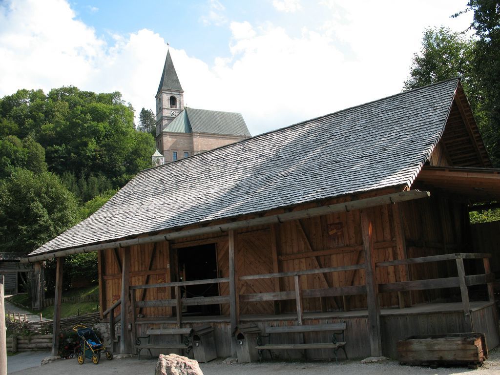 Orlí hnízdo a solná komora