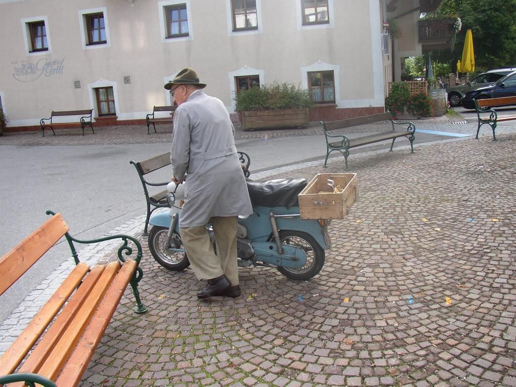 Alpský motorkář