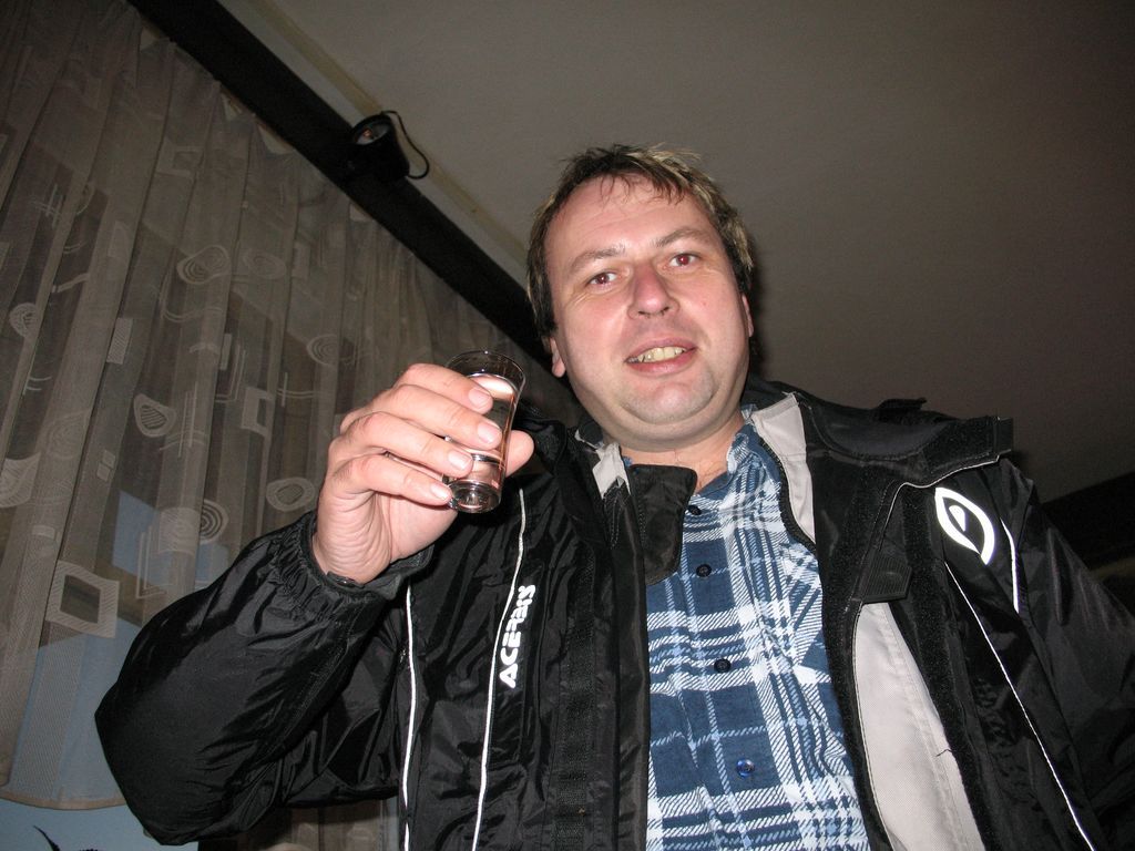 VI. XJ sraz