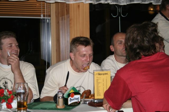 VI. XJ sraz