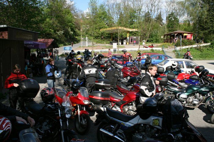 7. Xj Sraz