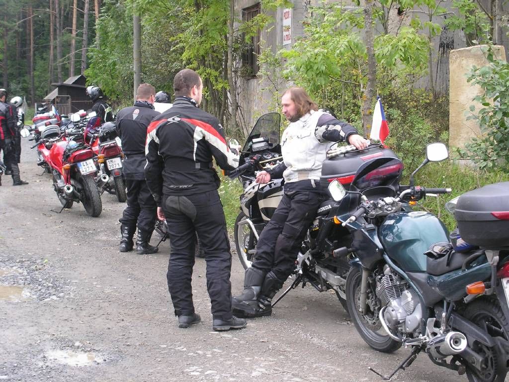 09