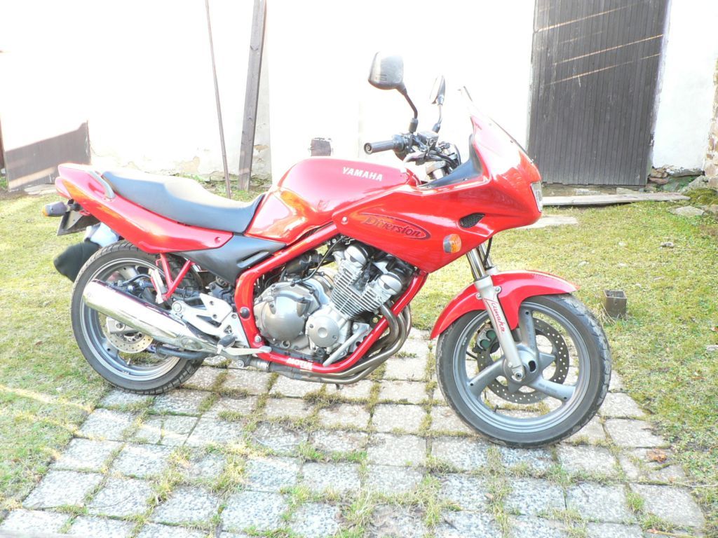 xj 600