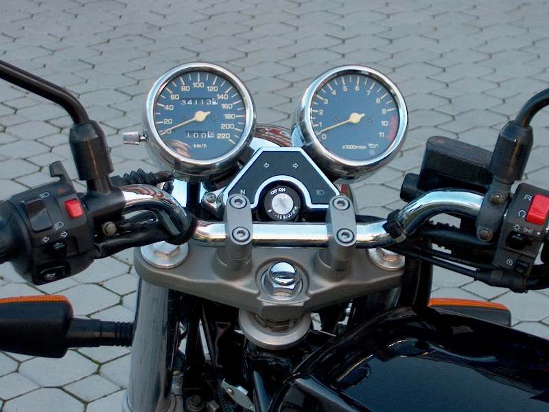 XJ 600