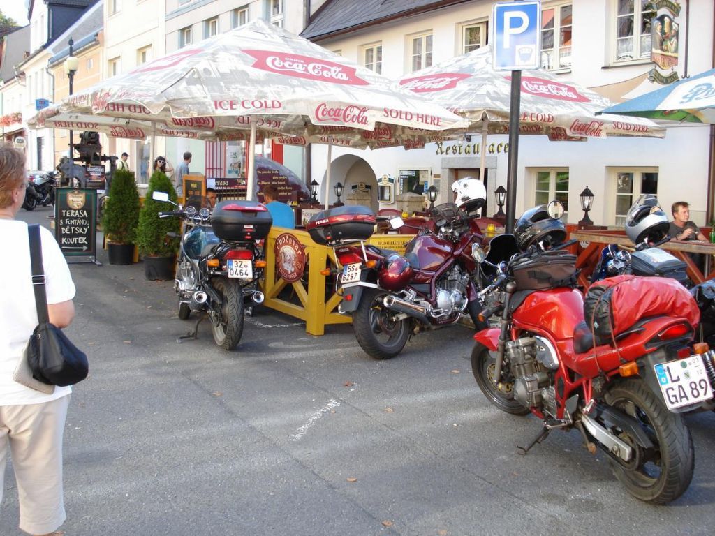 XIV. XJ sraz (42)