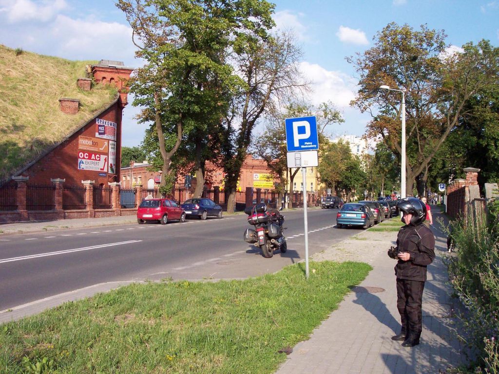 110621 078