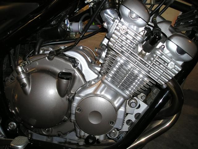 ŽEBROVANÝ MOTOR - P