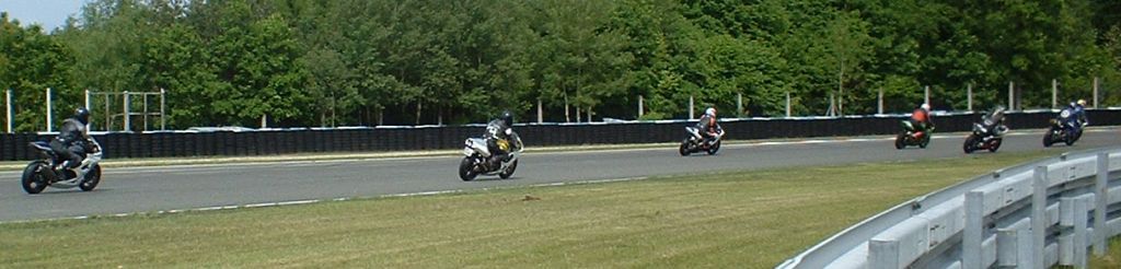 1. závod a morký trénink